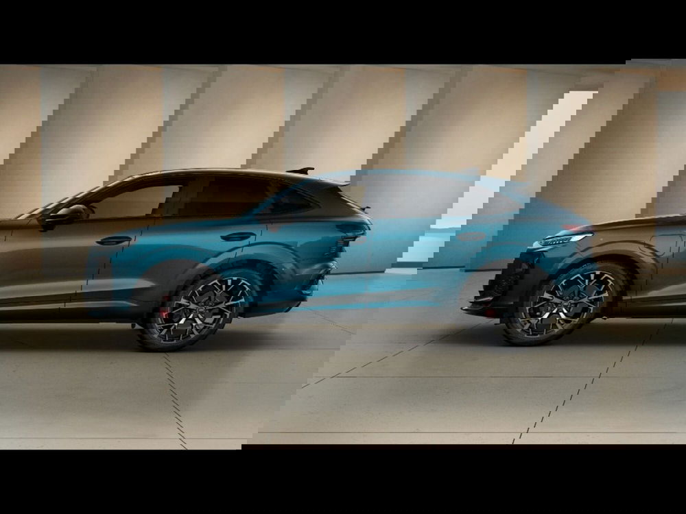 Audi Q3 Sportback nuova a Firenze (2)