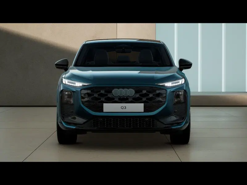 Audi Q3 Sportback nuova a Firenze (4)
