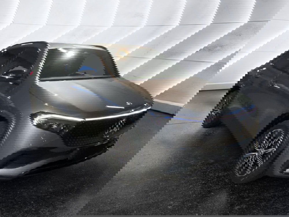 Mercedes-Benz EQA usata a Napoli (3)