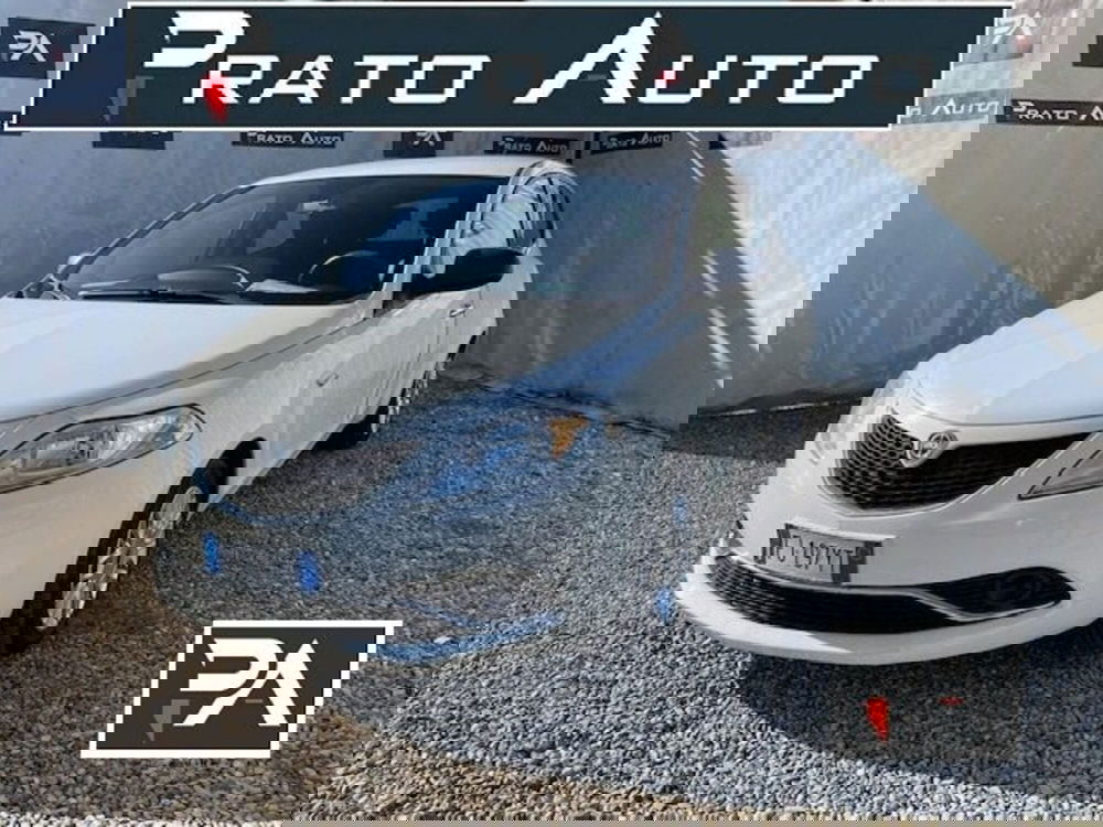 Lancia Ypsilon usata a Prato