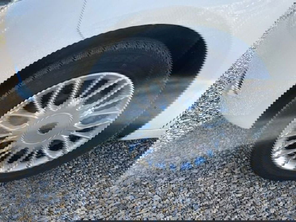 Lancia Ypsilon usata a Prato (4)