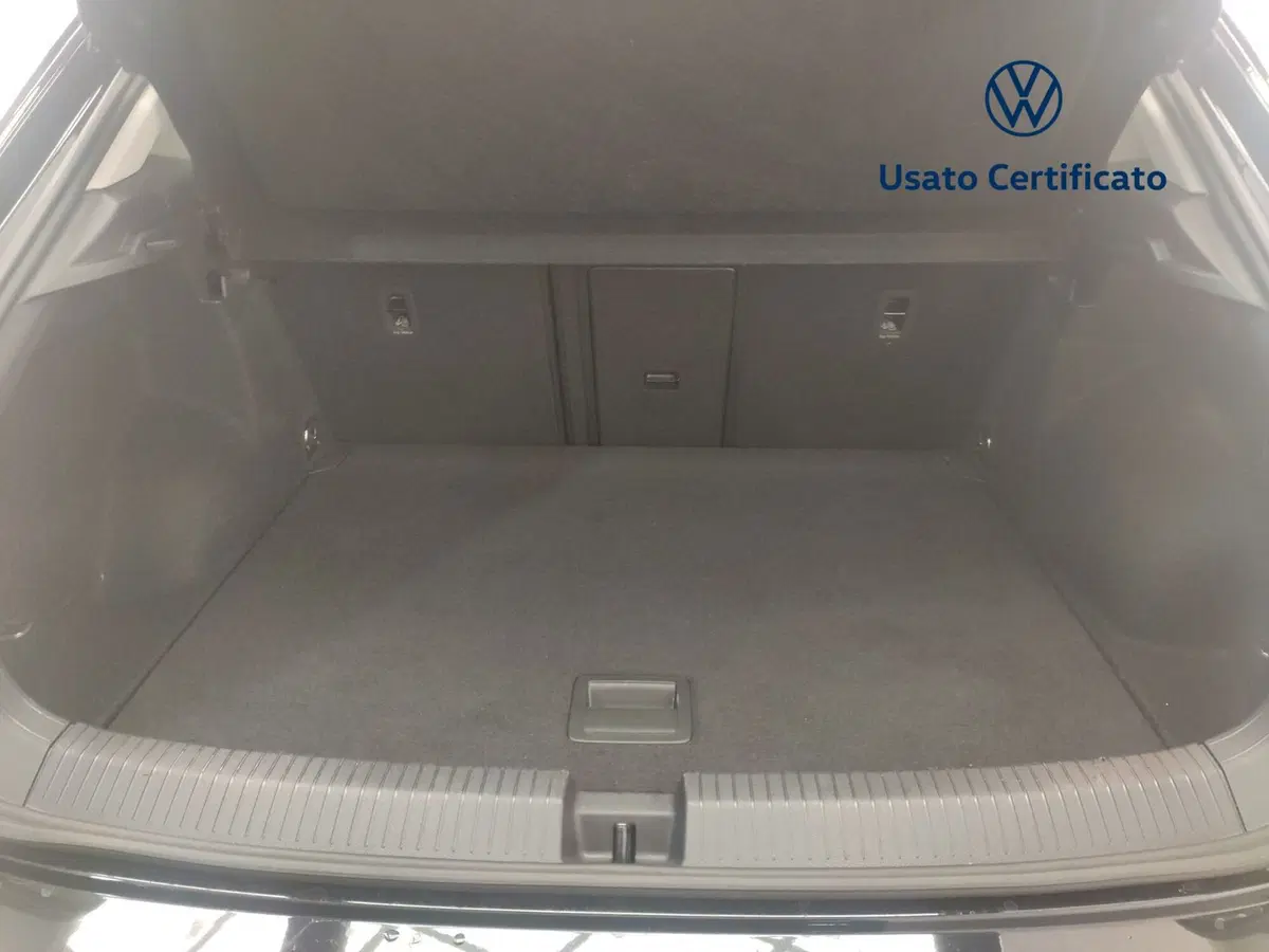 Volkswagen T-Roc usata a Avellino (15)