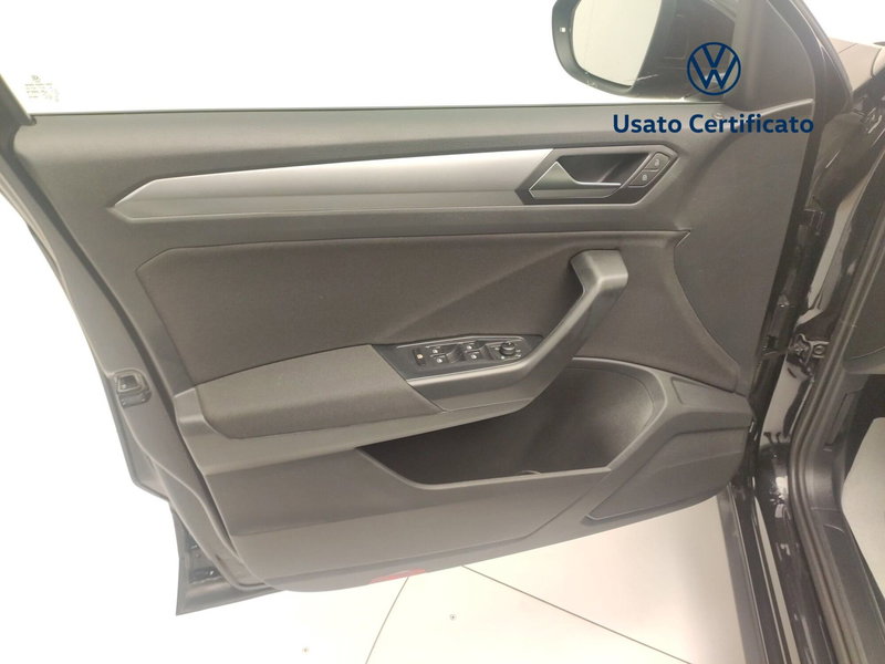 Volkswagen T-Roc usata a Avellino (17)