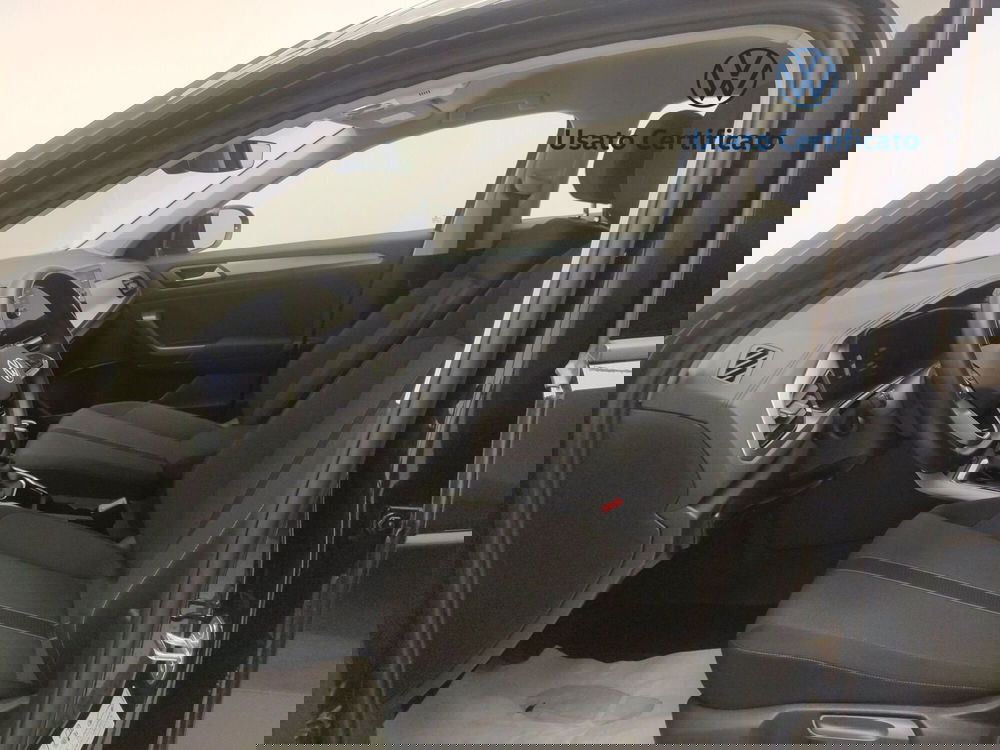 Volkswagen T-Roc usata a Avellino (18)