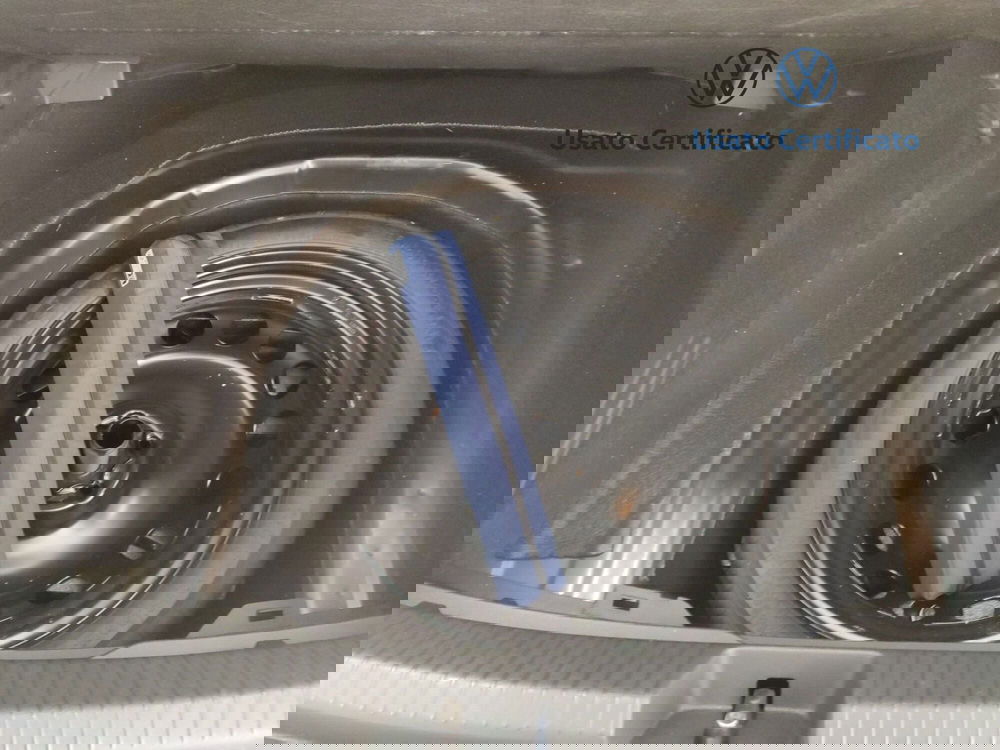 Volkswagen Taigo usata a Avellino (14)