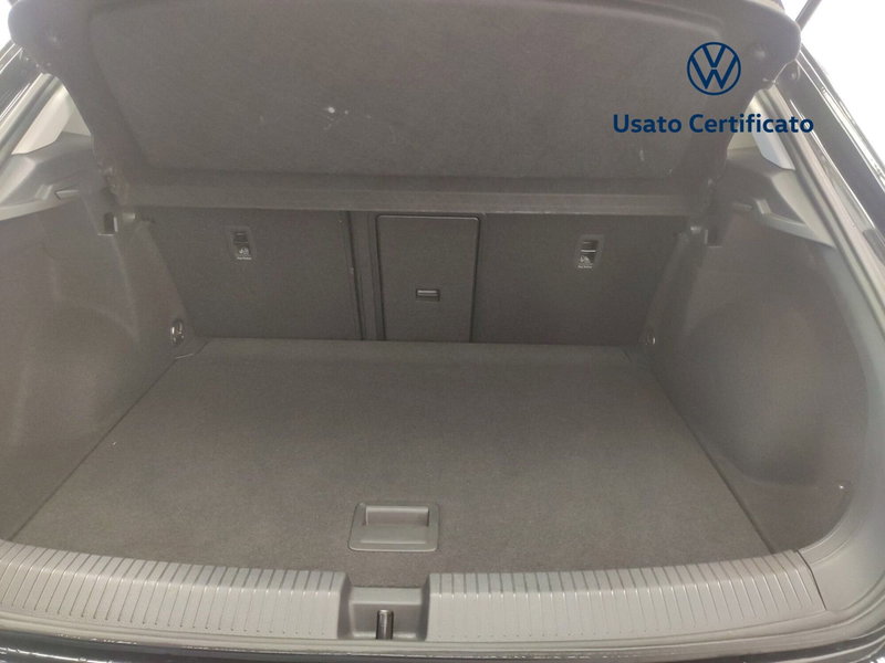 Volkswagen T-Roc usata a Avellino (12)