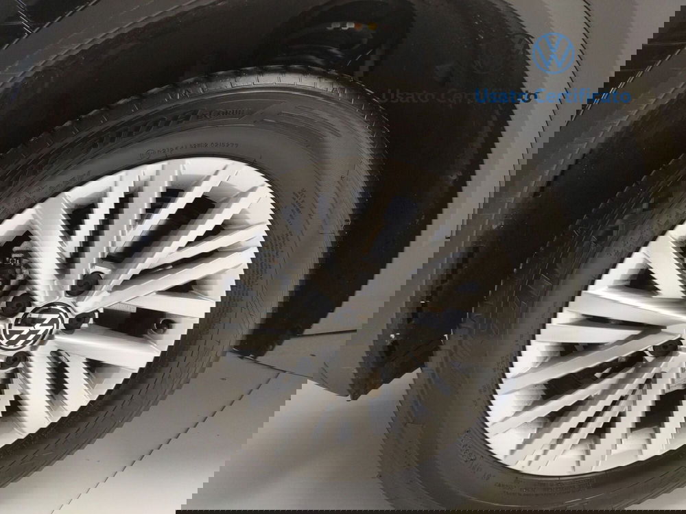 Volkswagen T-Roc usata a Avellino (9)
