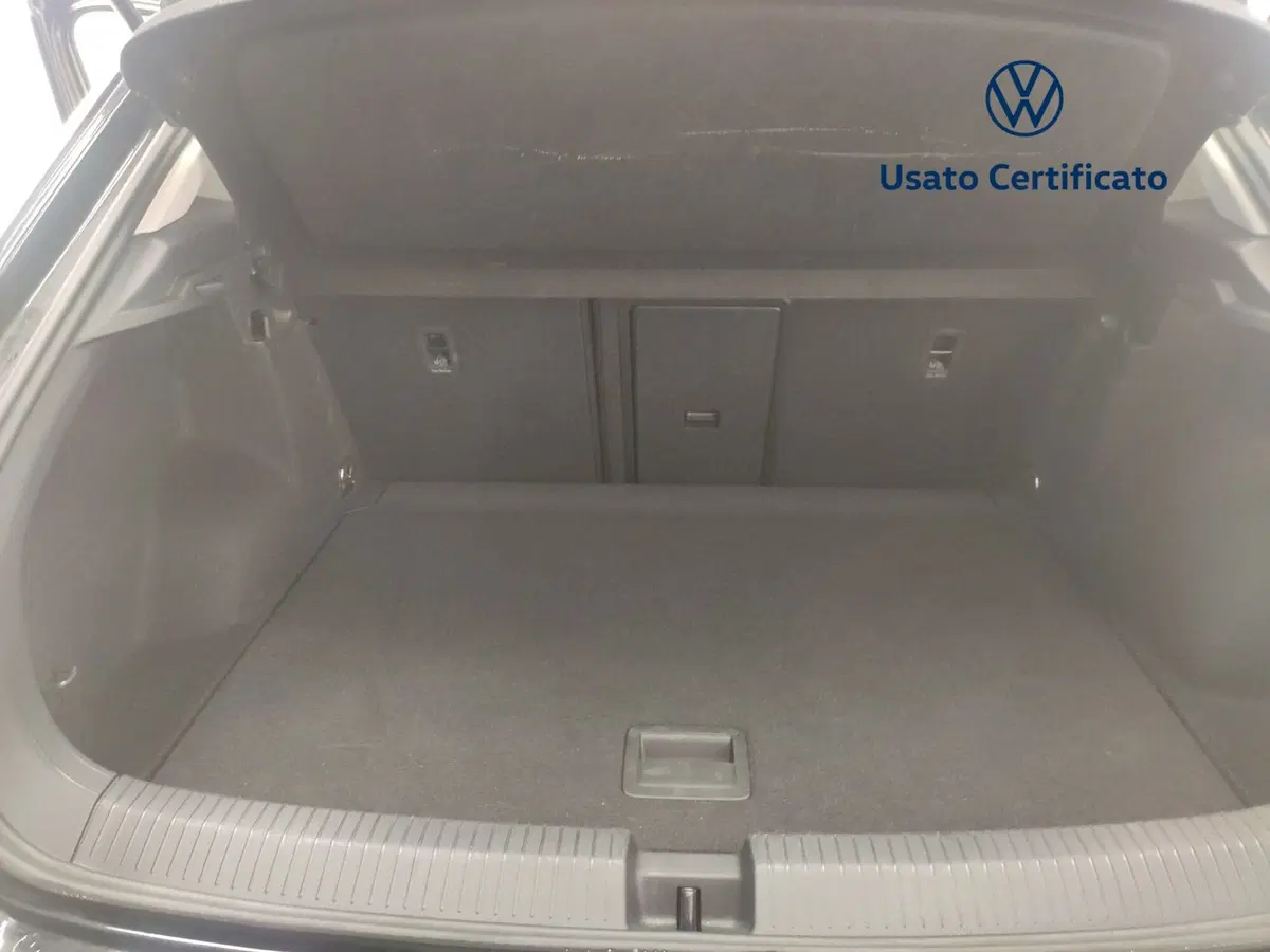 Volkswagen T-Roc usata a Avellino (13)