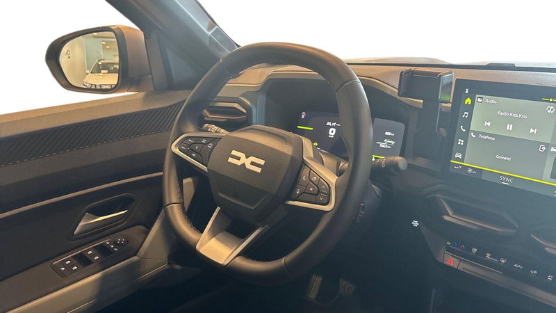 Dacia Bigster usata a Treviso (7)