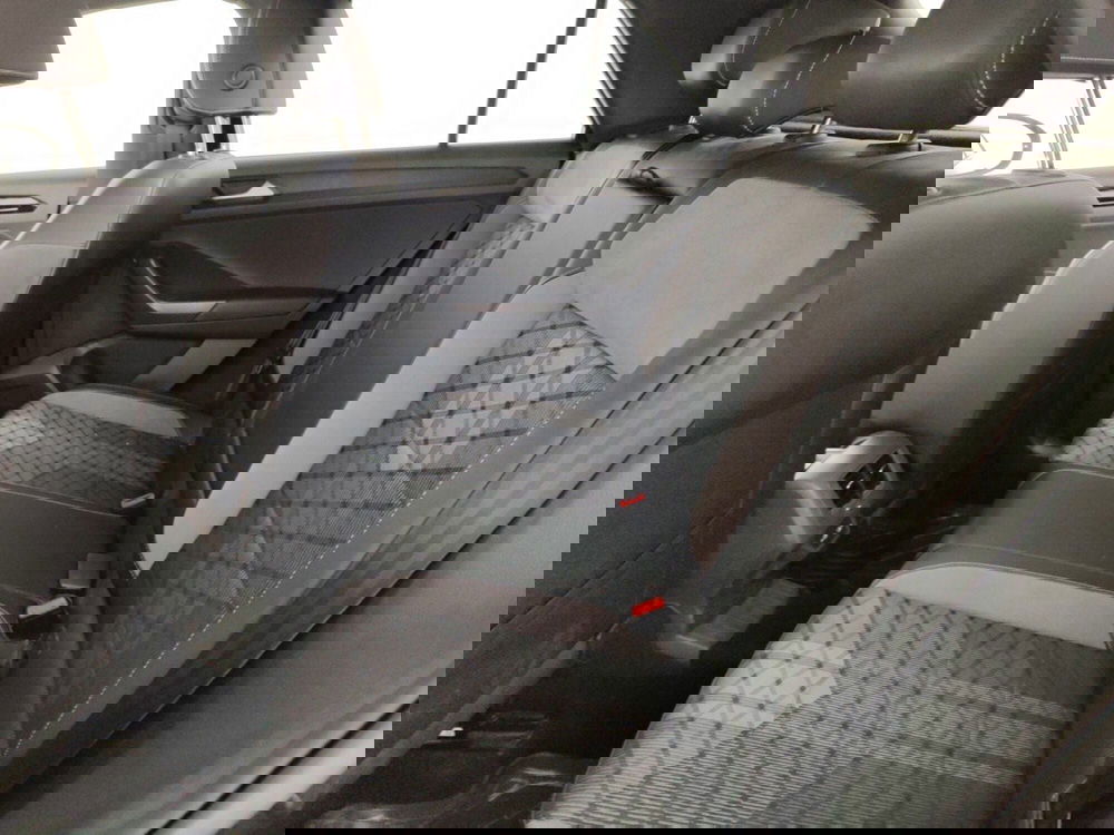 Volkswagen T-Roc usata a Massa-Carrara (10)