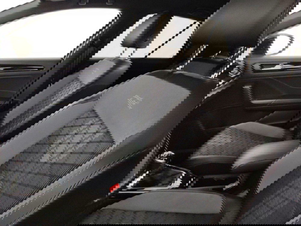 Volkswagen T-Roc usata a Massa-Carrara (9)