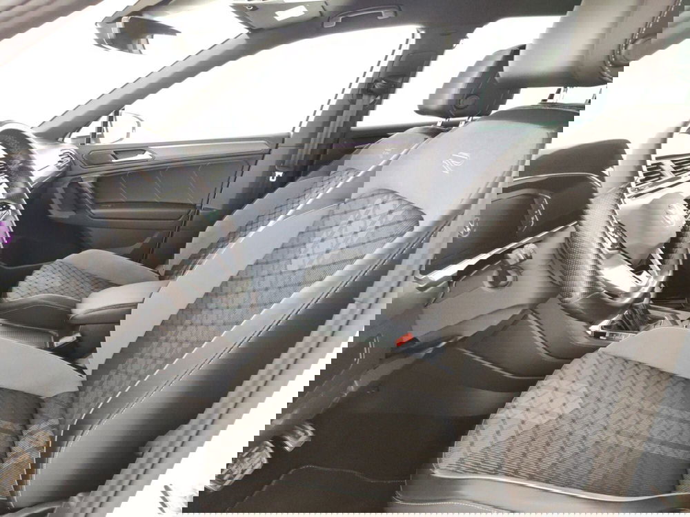 Volkswagen Tiguan usata a Massa-Carrara (7)