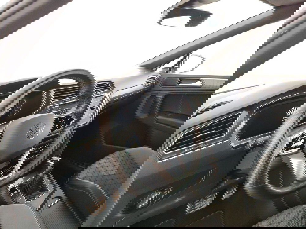 Volkswagen Tiguan usata a Massa-Carrara (8)