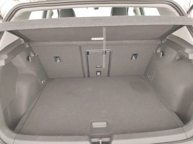 Volkswagen Golf usata a Massa-Carrara (16)