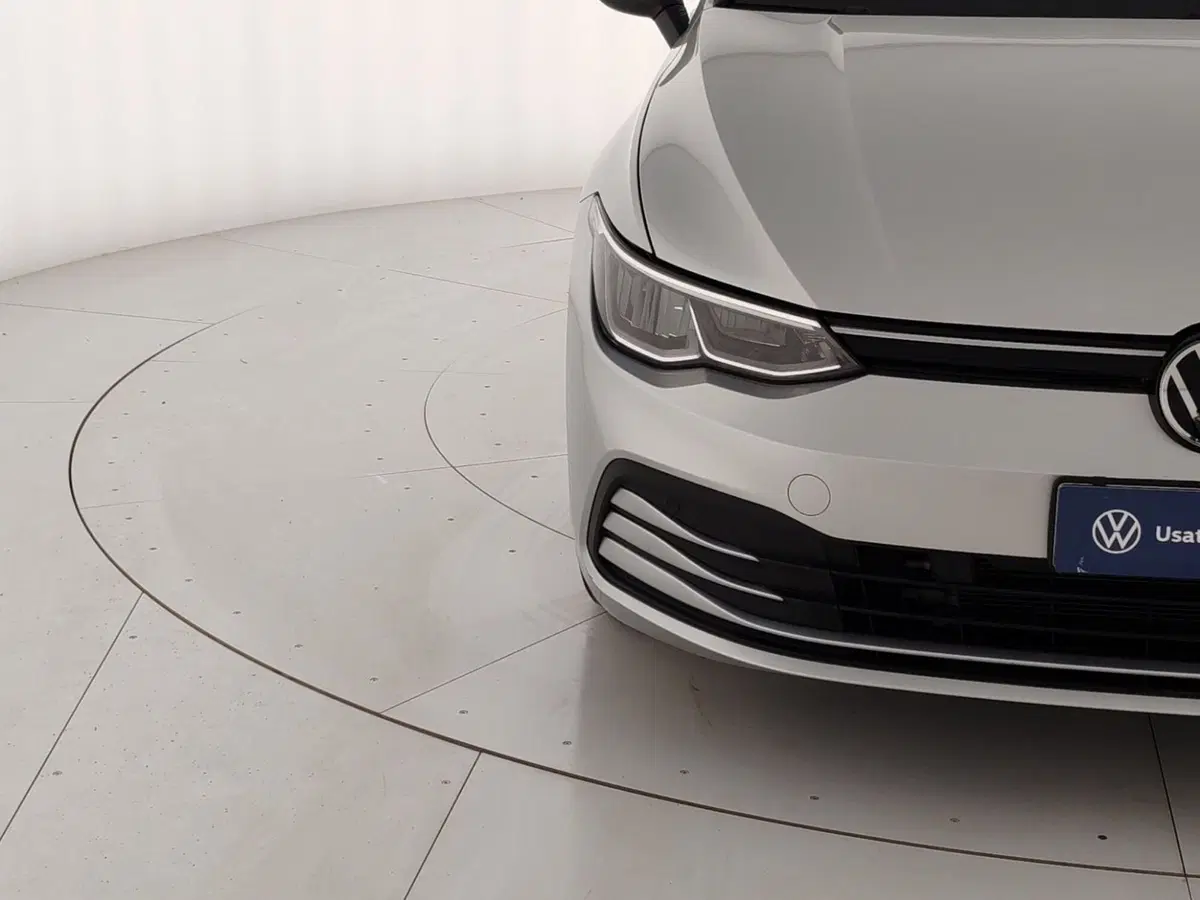 Volkswagen Golf usata a Massa-Carrara (5)