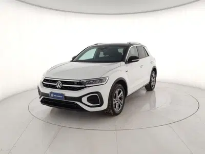 Volkswagen T-Roc 2.0 tdi R-Line 4motion 150cv dsg del 2024 usata a Massa