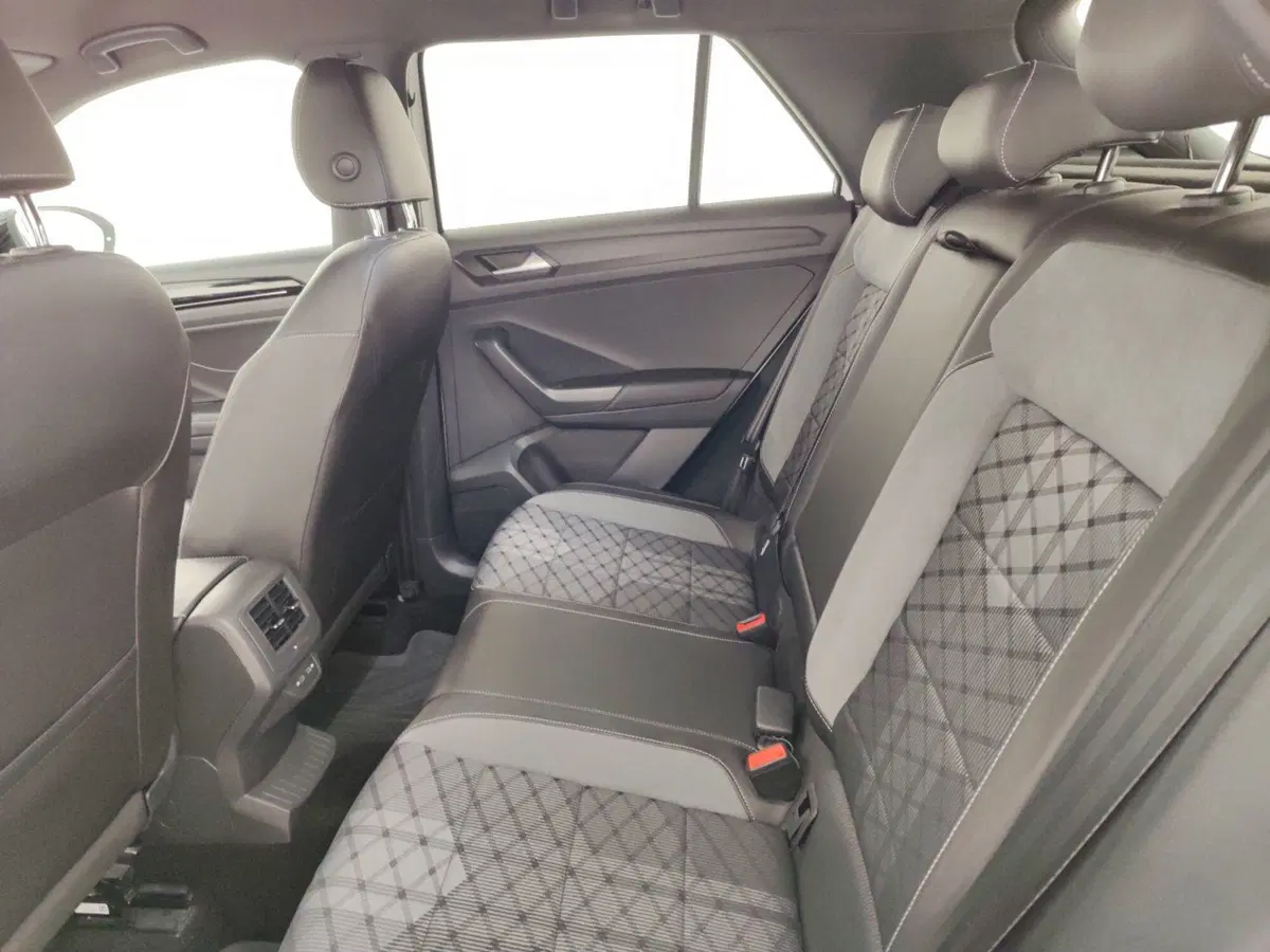Volkswagen T-Roc usata a Massa-Carrara (10)