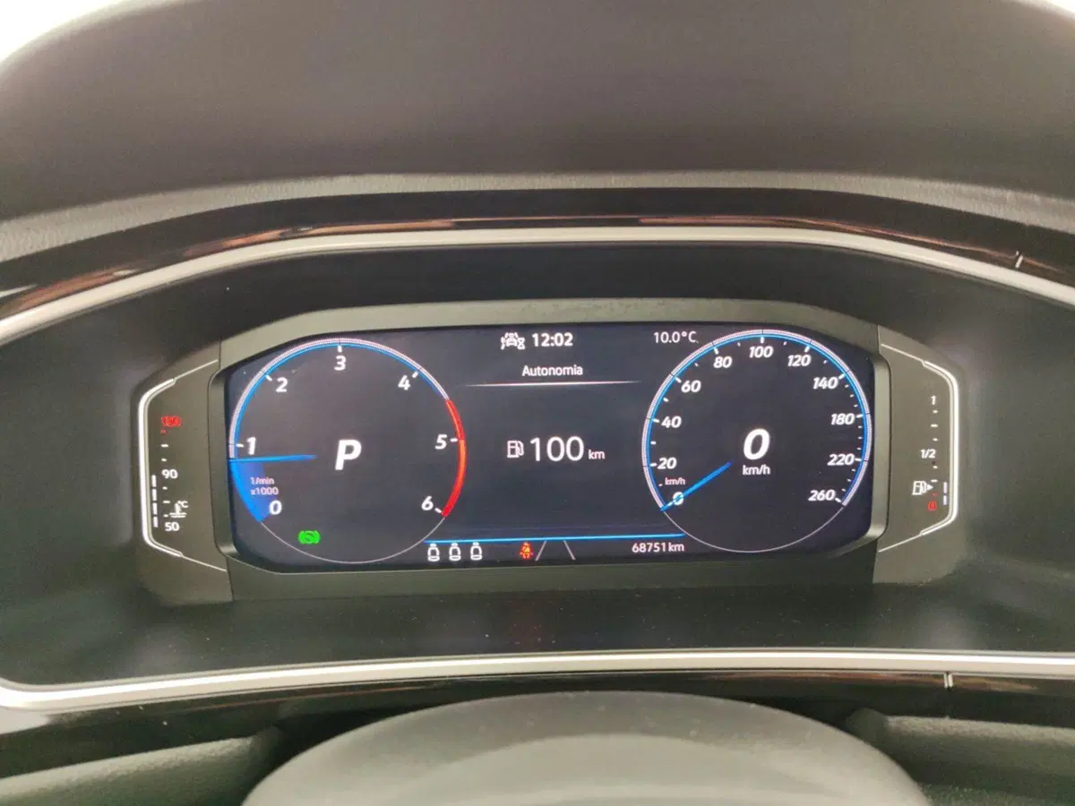 Volkswagen T-Roc usata a Massa-Carrara (15)