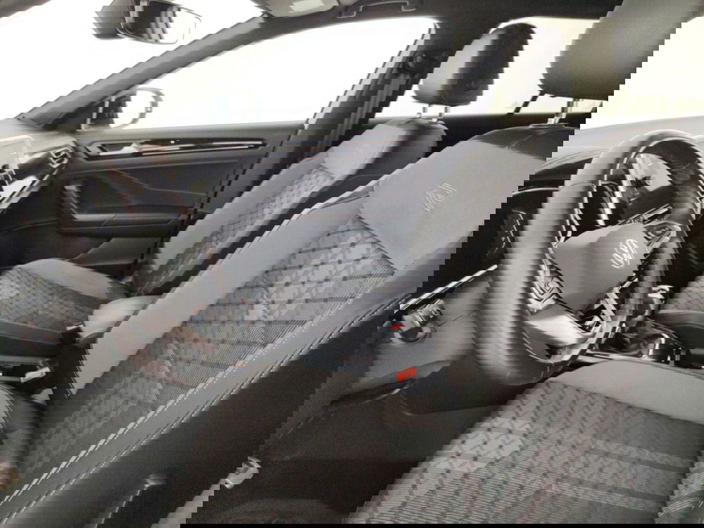 Volkswagen T-Roc usata a Massa-Carrara (7)