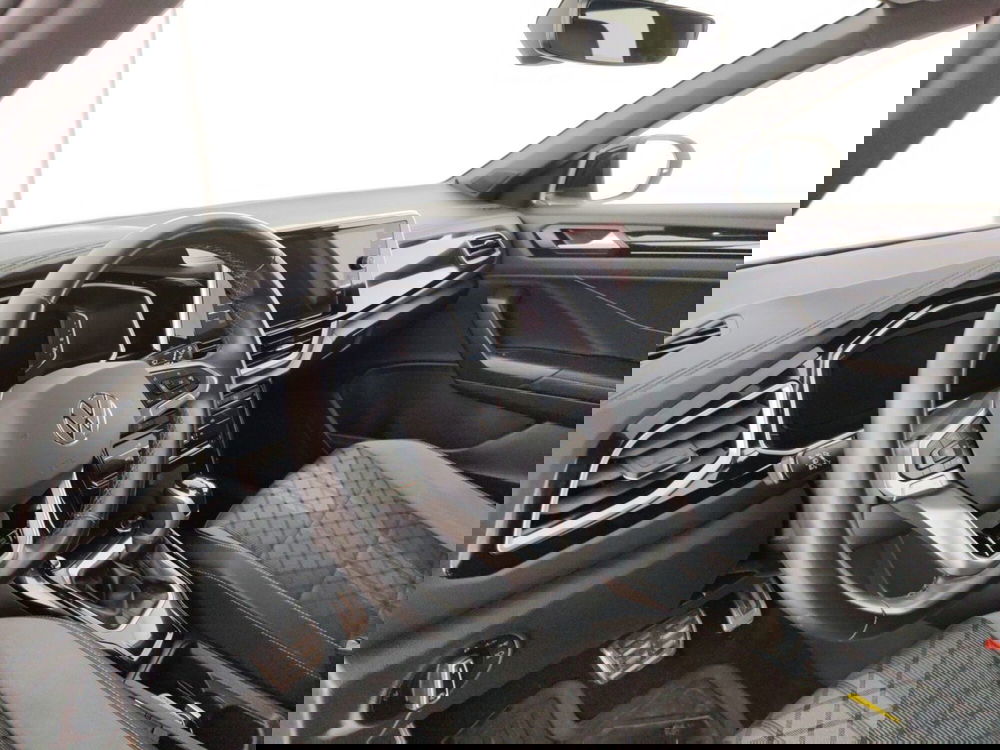 Volkswagen T-Roc usata a Massa-Carrara (8)