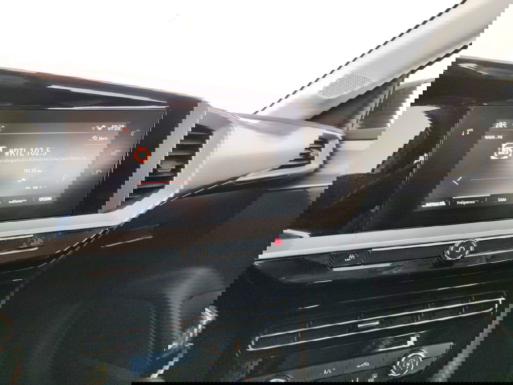 Opel Mokka usata a Massa-Carrara (12)