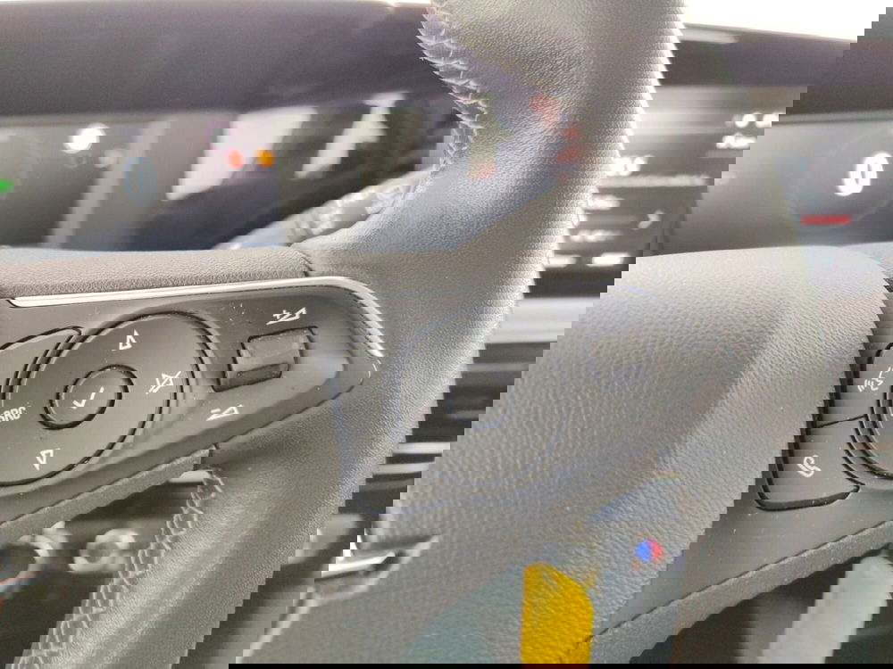 Opel Mokka usata a Massa-Carrara (13)