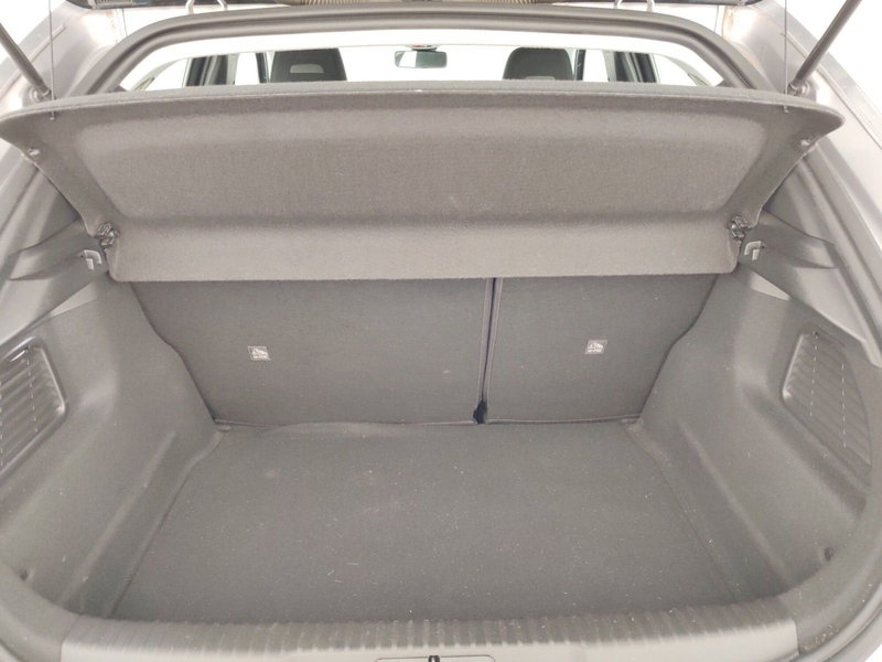 Opel Mokka usata a Massa-Carrara (16)