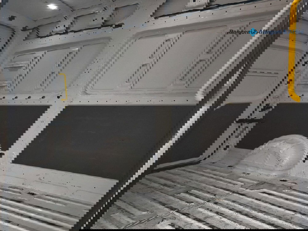 Volkswagen Veicoli Commerciali Crafter Furgone usata a Brescia (13)