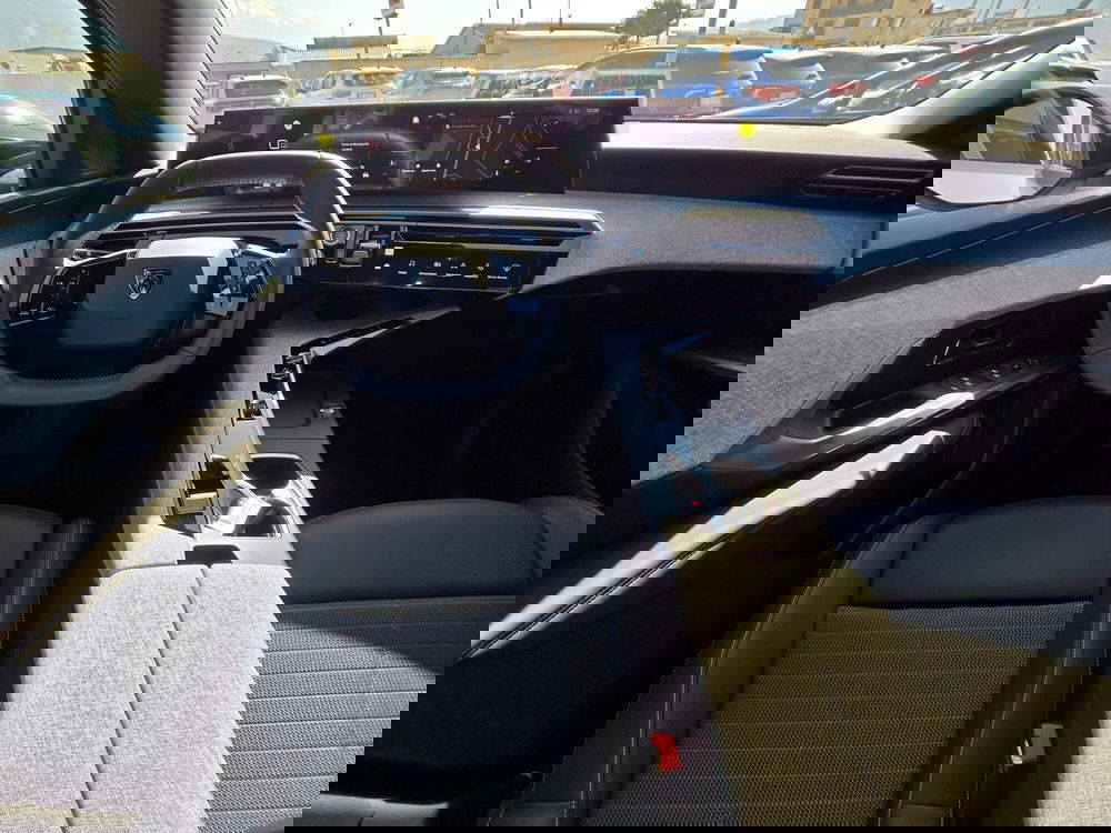 Peugeot 3008 nuova a Belluno (8)