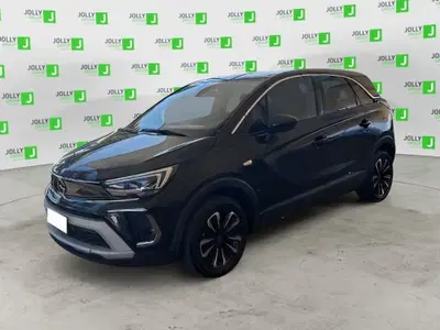 Opel Crossland 1.2 Edition s&amp;s 110cv del 2024 usata a Ceccano