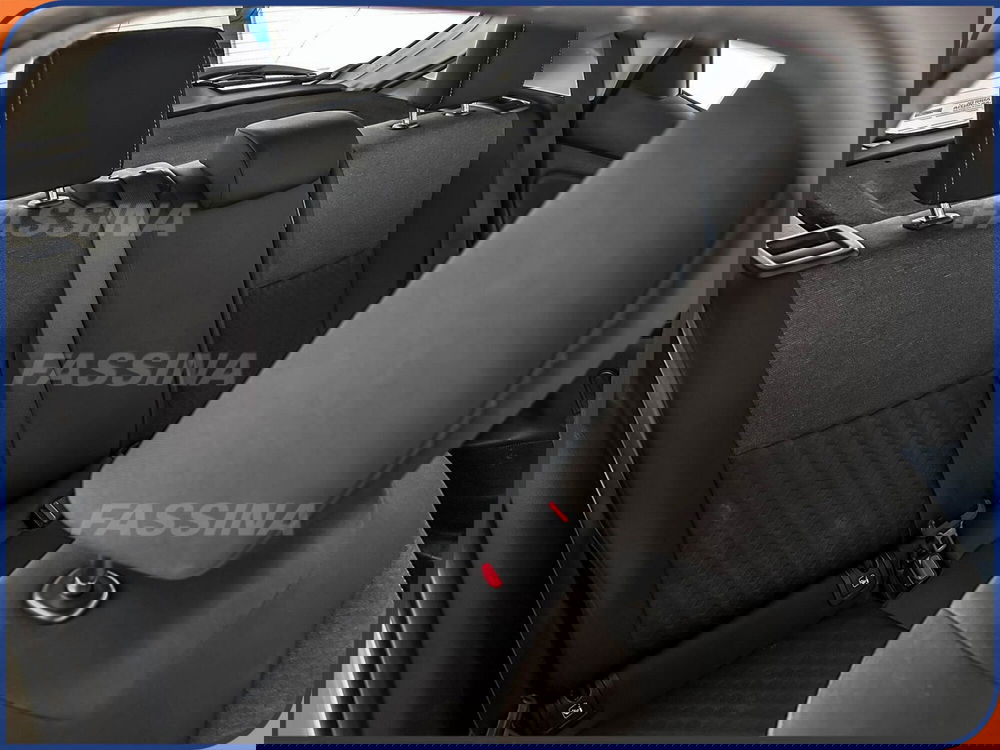 Toyota Yaris usata a Milano (12)