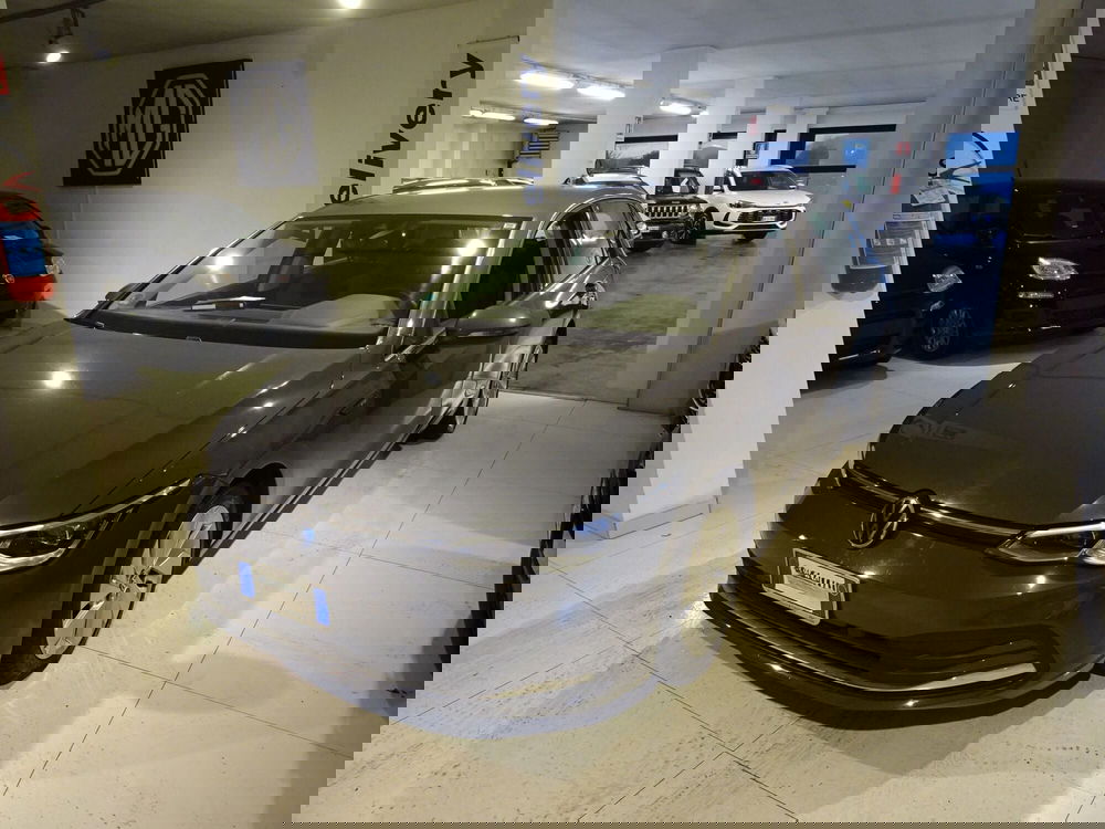 Volkswagen Golf usata a Lucca