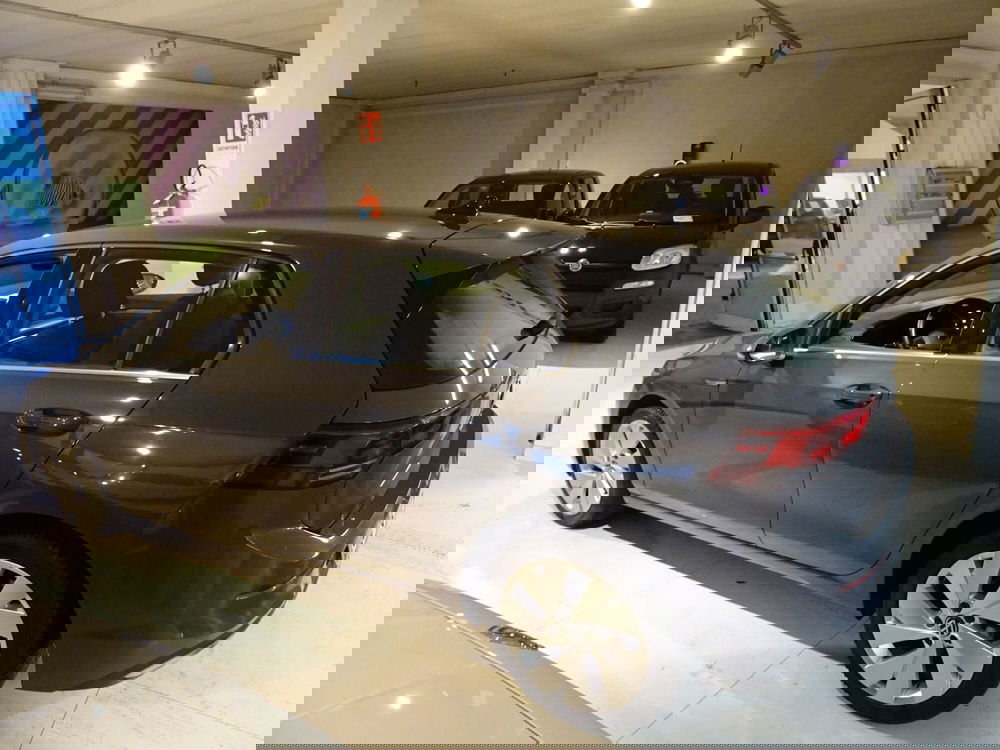 Volkswagen Golf usata a Lucca (2)