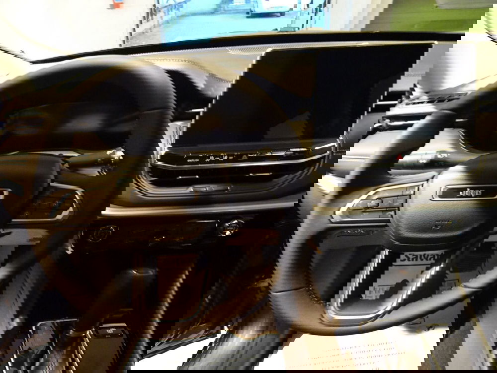 Jeep Compass nuova a Lucca (10)