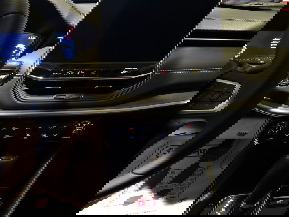 Jeep Compass nuova a Lucca (12)