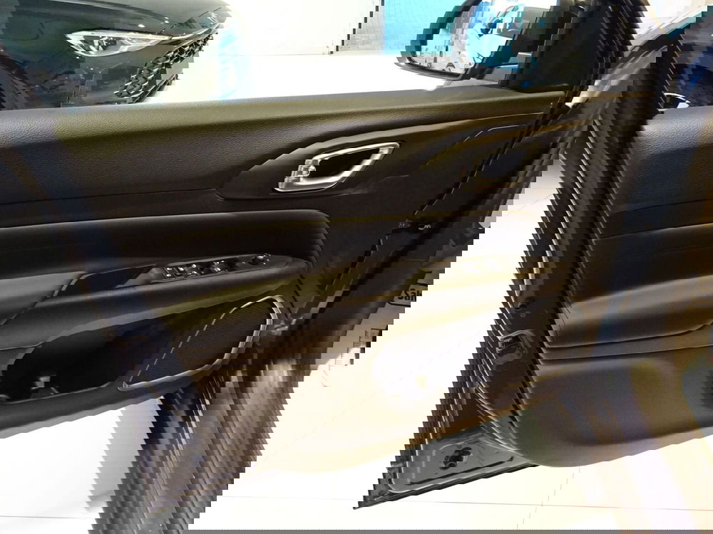 Jeep Compass nuova a Lucca (8)