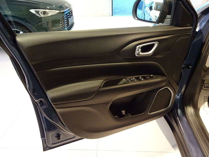 Jeep Compass nuova a Lucca (8)