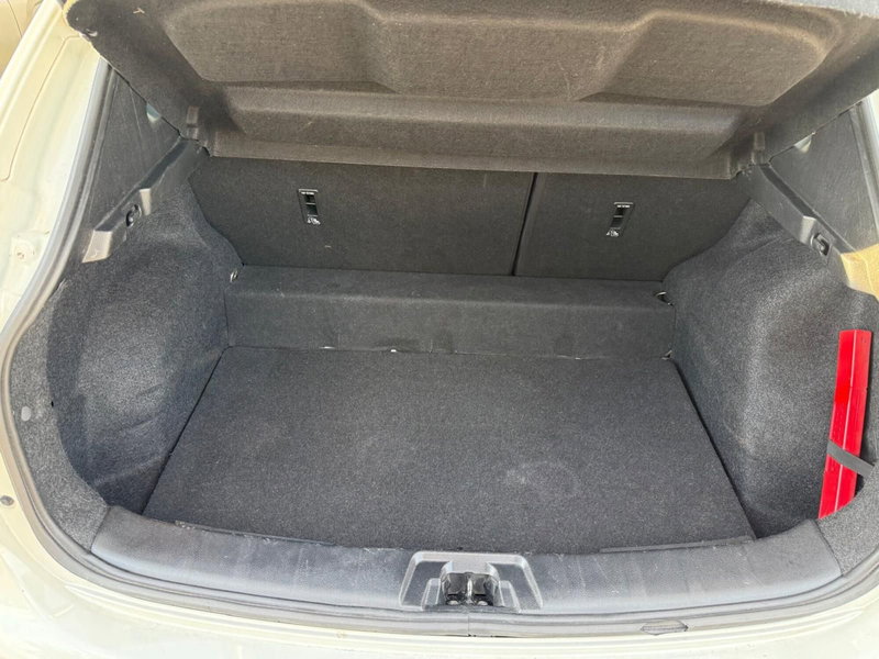 Nissan Qashqai usata a Massa-Carrara (11)