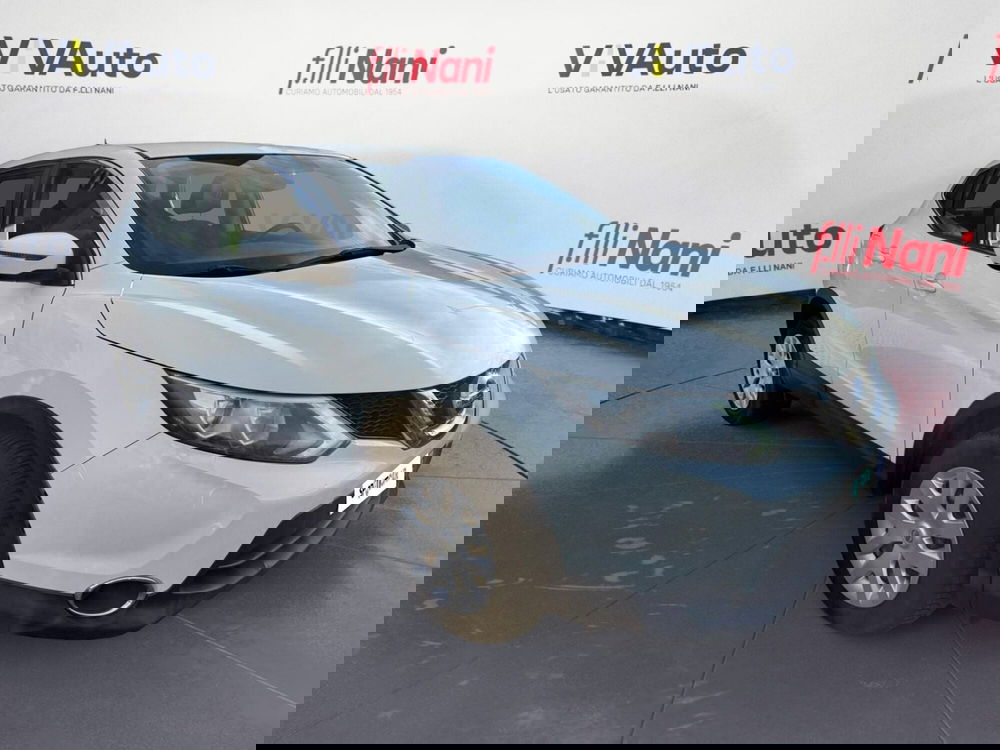 Nissan Qashqai usata a Massa-Carrara (14)