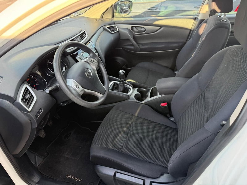 Nissan Qashqai usata a Massa-Carrara (16)