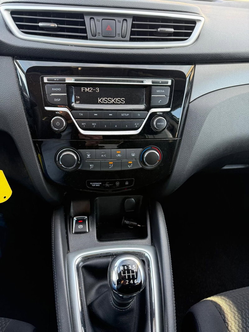 Nissan Qashqai usata a Massa-Carrara (17)