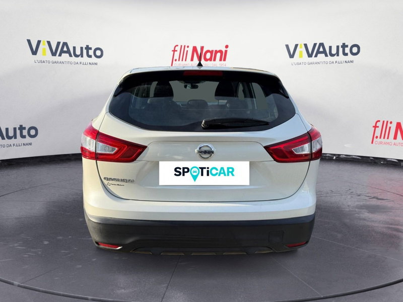 Nissan Qashqai usata a Massa-Carrara (4)