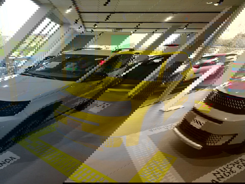 Fiat Grande Panda nuova a Lucca