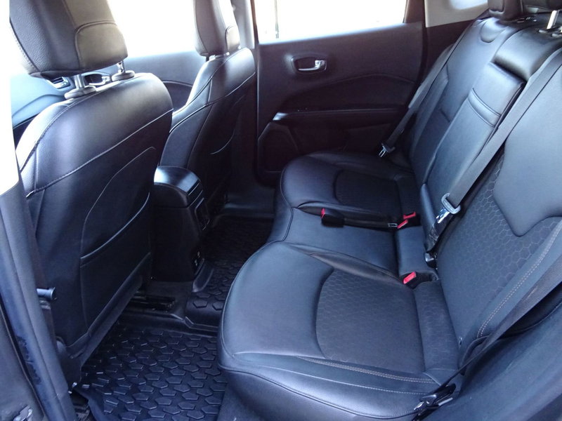 Jeep Compass usata a Lucca (14)