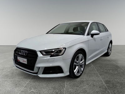 Audi A3 Sportback 30 g-tron S tronic Admired del 2019 usata a Triggiano