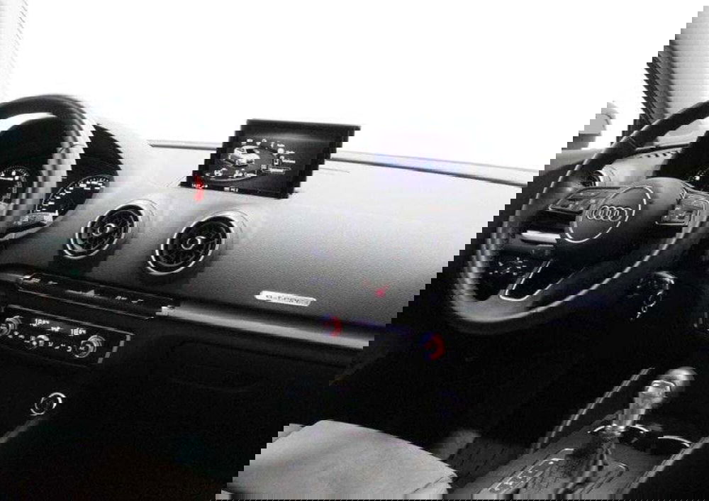 Audi A3 Sportback usata a Bari (4)