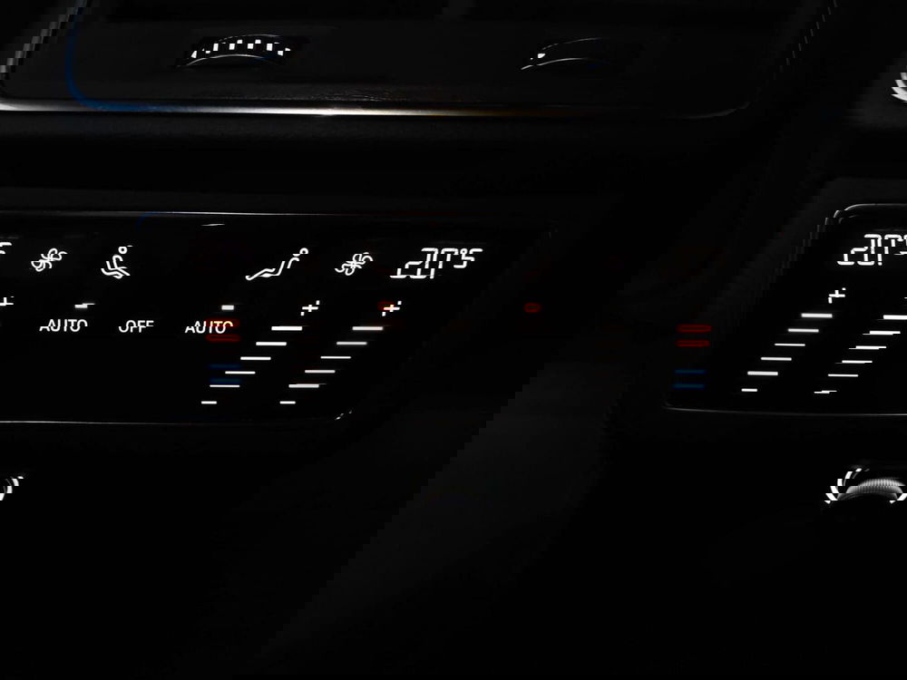 Audi A6 Avant usata a Bari (18)