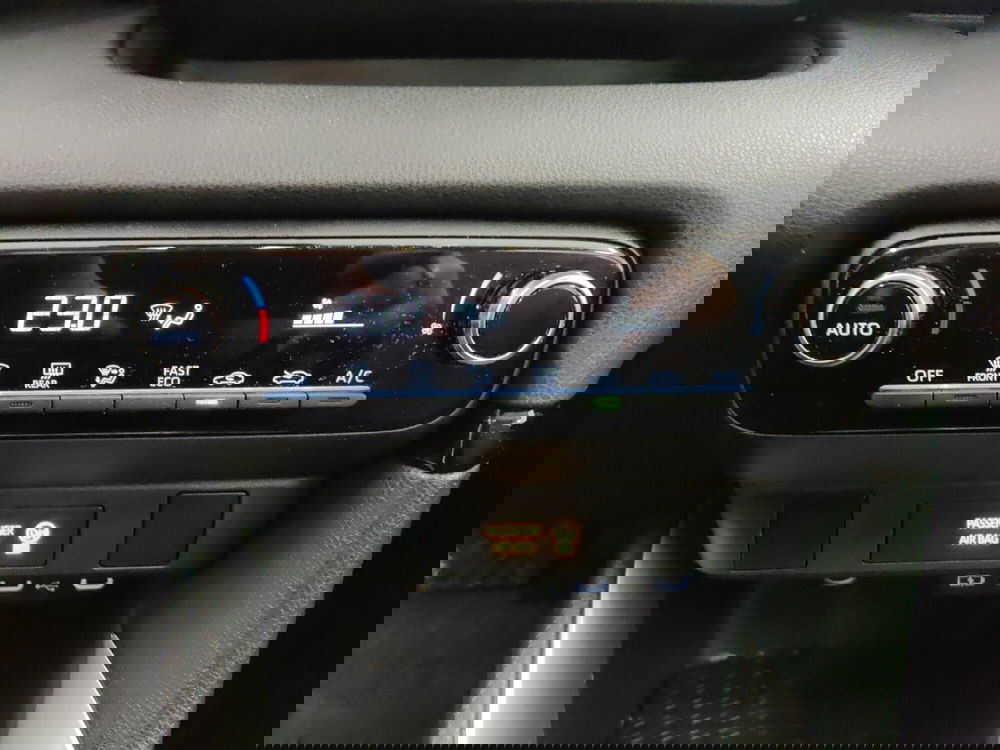 Mazda Mazda2 Hybrid usata a Arezzo (18)