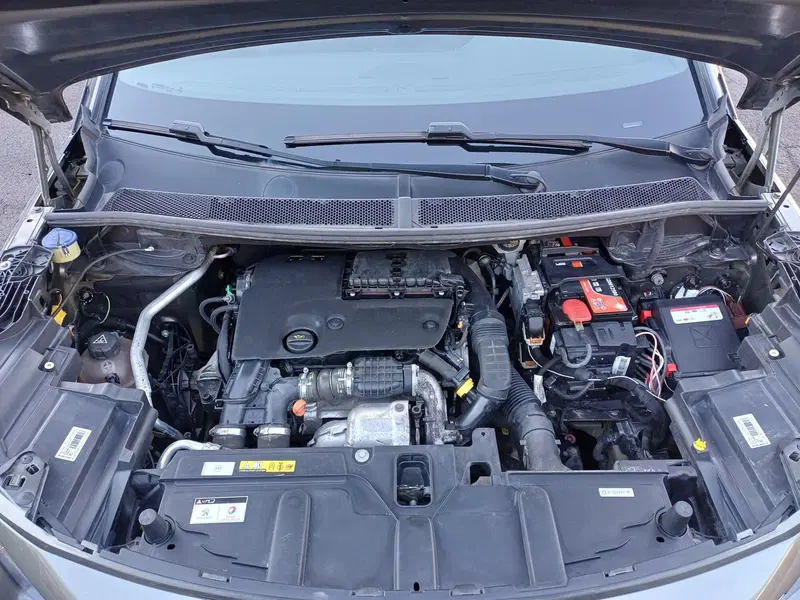 Peugeot 3008 usata a Modena (18)