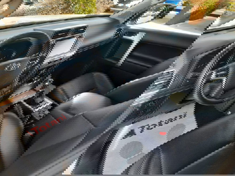 Toyota Land Cruiser usata a L'Aquila (15)